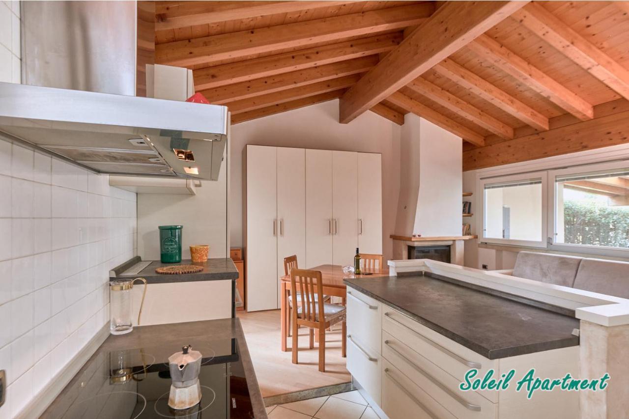 Casa Monique Apartments Десенцано дел Гарда Екстериор снимка
