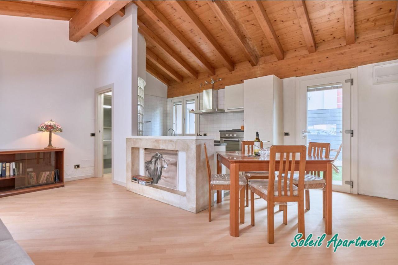 Casa Monique Apartments Десенцано дел Гарда Екстериор снимка