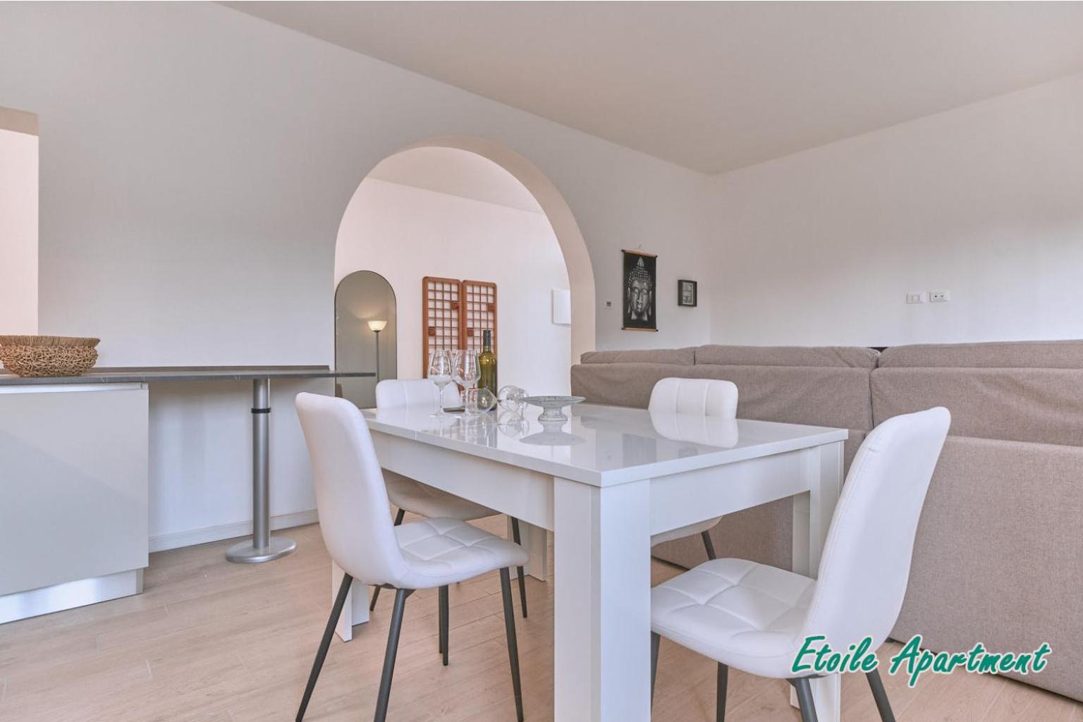 Casa Monique Apartments Десенцано дел Гарда Екстериор снимка