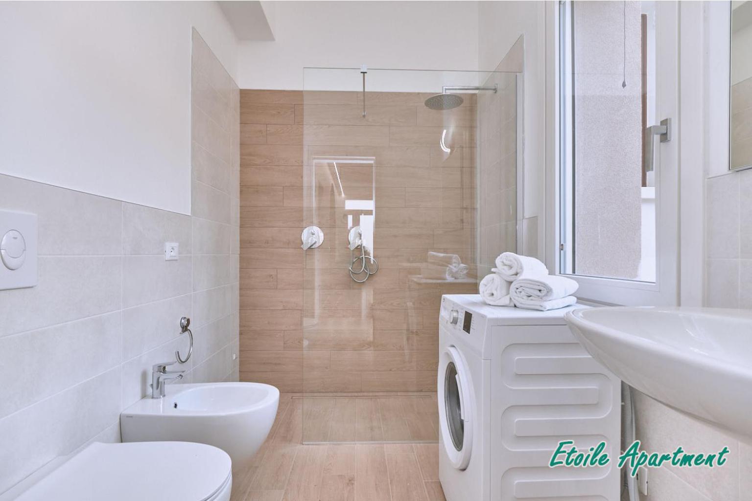 Casa Monique Apartments Десенцано дел Гарда Екстериор снимка
