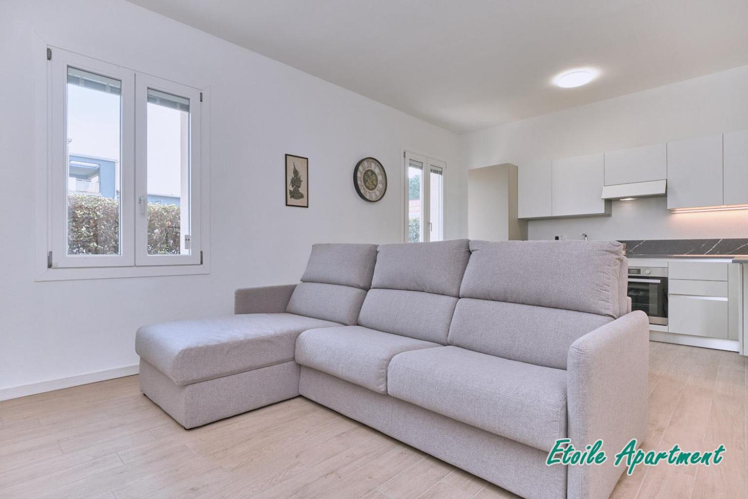 Casa Monique Apartments Десенцано дел Гарда Екстериор снимка